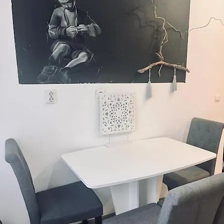 Lorand's Place Near The River * Cluj-Napoca